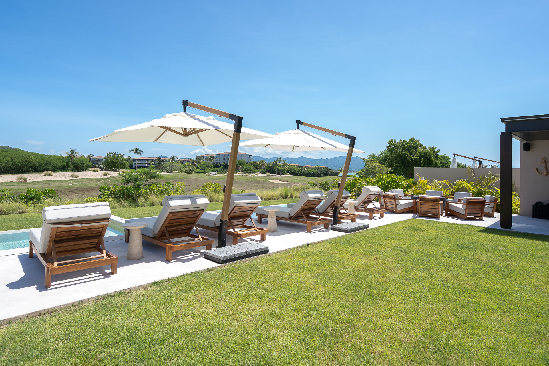 Luxury Rentals Punta Mita - Golf Views - Villa Brezza - 24.jpg